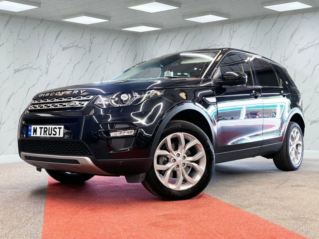 Land Rover Discovery Sport 2L Hse OY68FXM Black #4