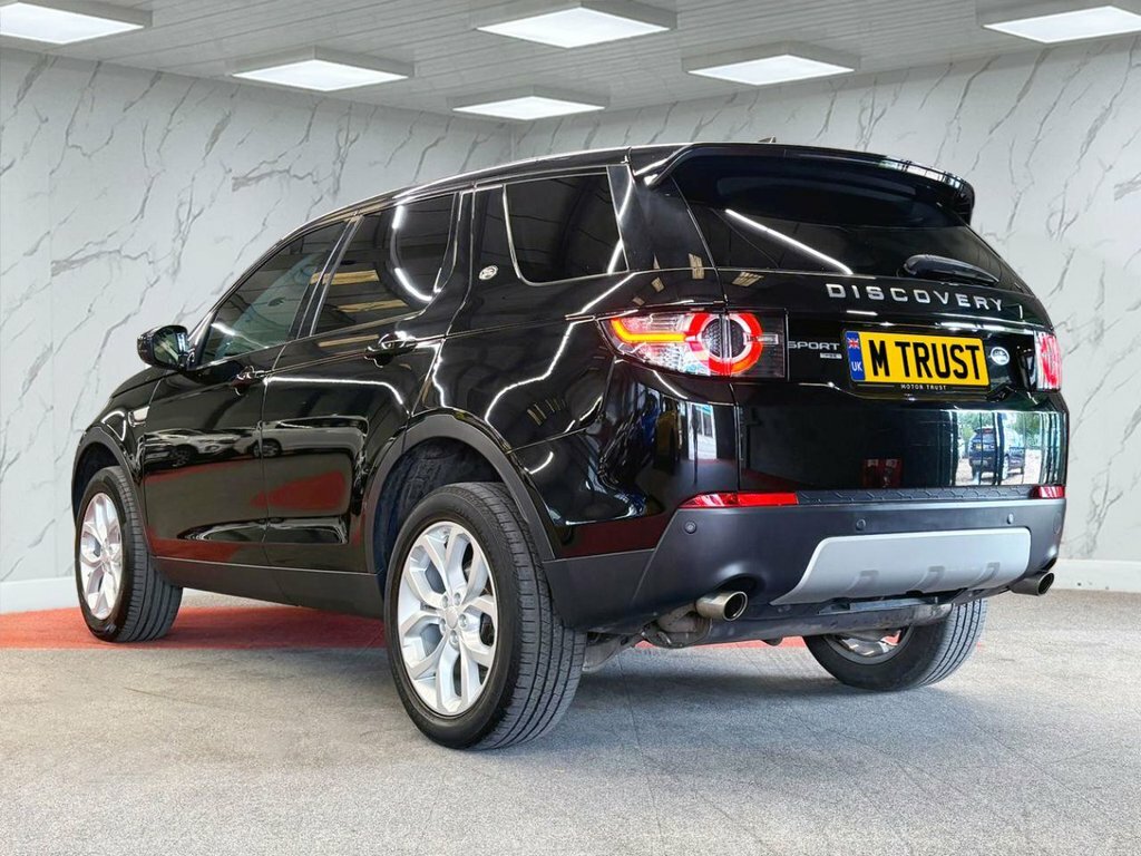 Land Rover Discovery Sport 2L Hse OY68FXM Black #5