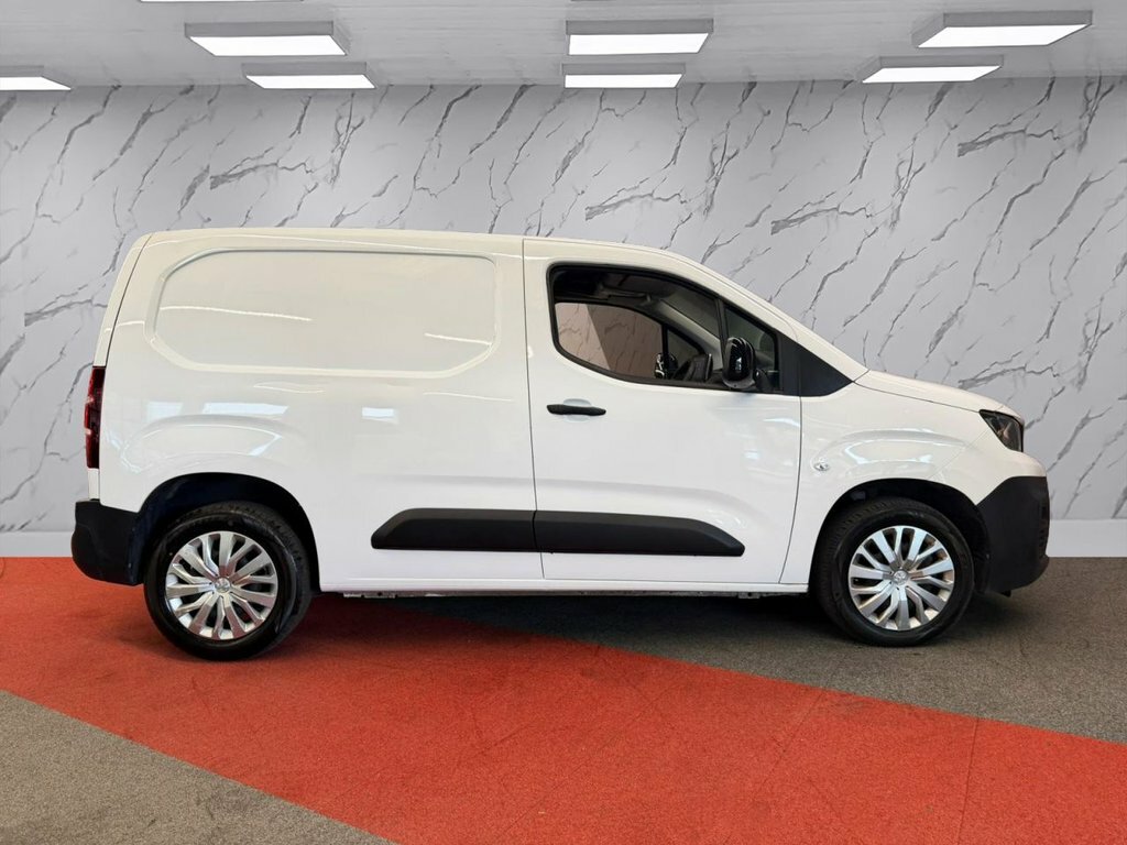 Peugeot Partner 1.5L Professional Premium VU22ORC White #6