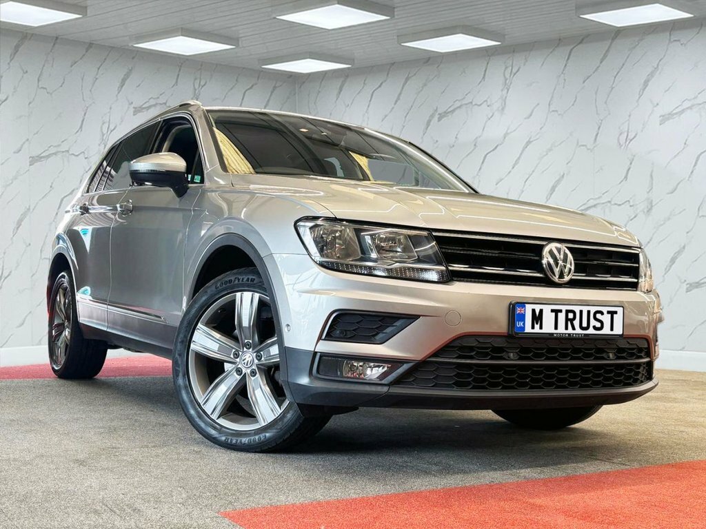 Volkswagen Tiguan 2L Match LS69FKA Silver #2