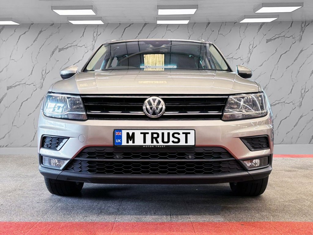 Volkswagen Tiguan 2L Match LS69FKA Silver #3