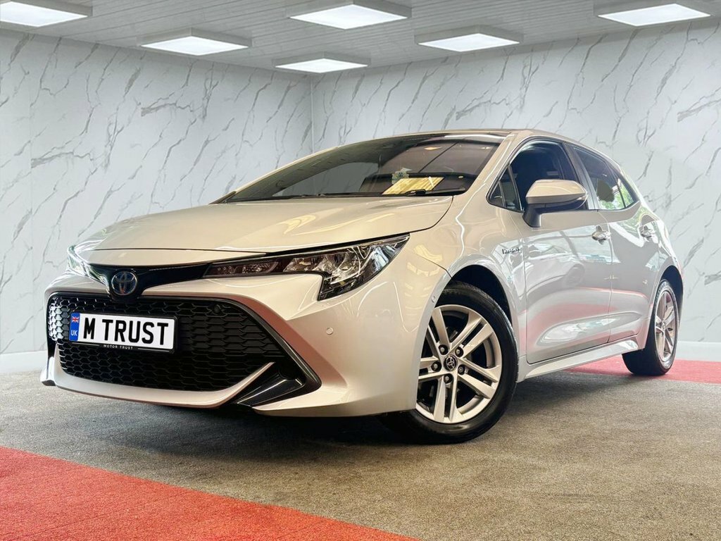 Toyota Corolla 1.8L Icon Tech WR19FHH Silver #3