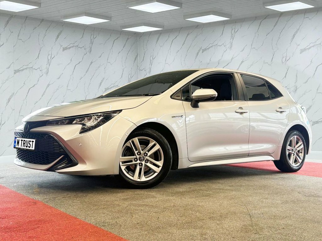 Toyota Corolla 1.8L Icon Tech WR19FHH Silver #4