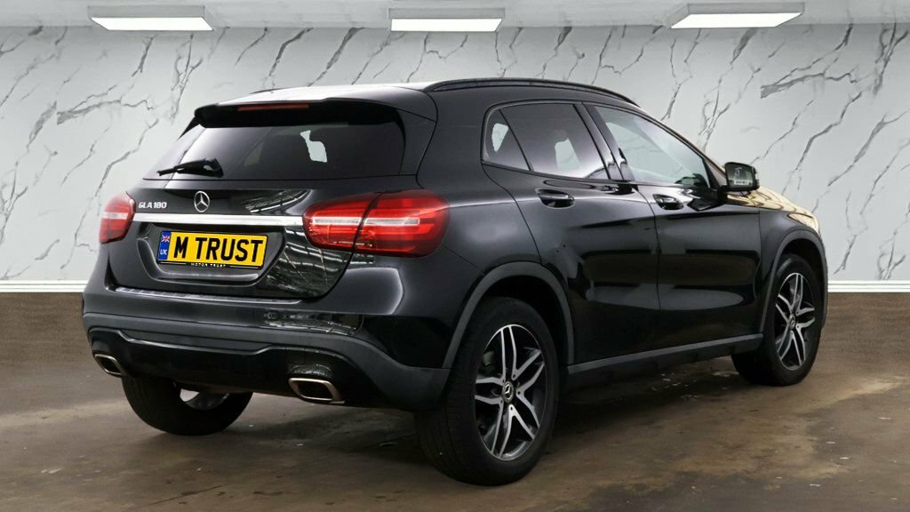 Mercedes-Benz GLA Class 1.6L Urban Edition LM19NTT Black #4
