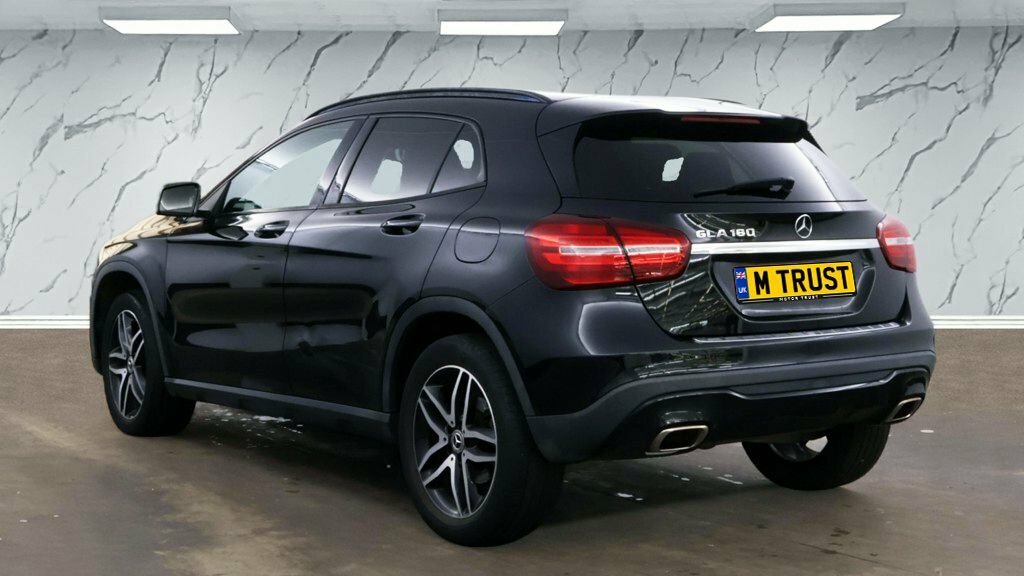 Mercedes-Benz GLA Class 1.6L Urban Edition LM19NTT Black #3