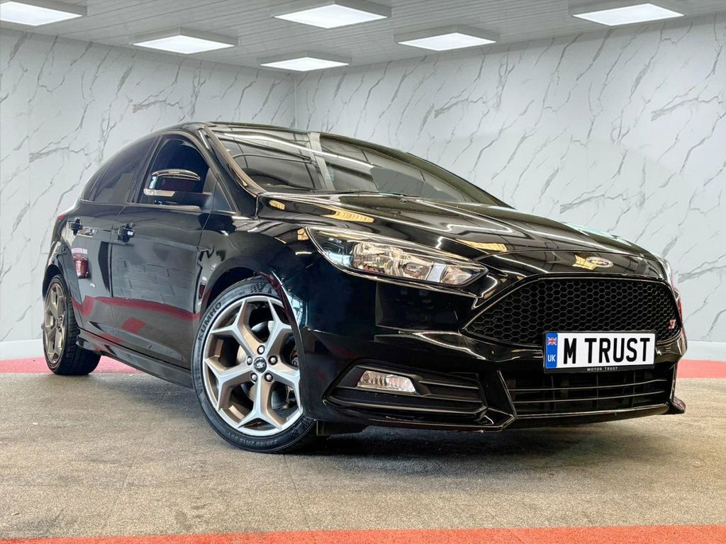 Ford Focus 2L St-2 Black