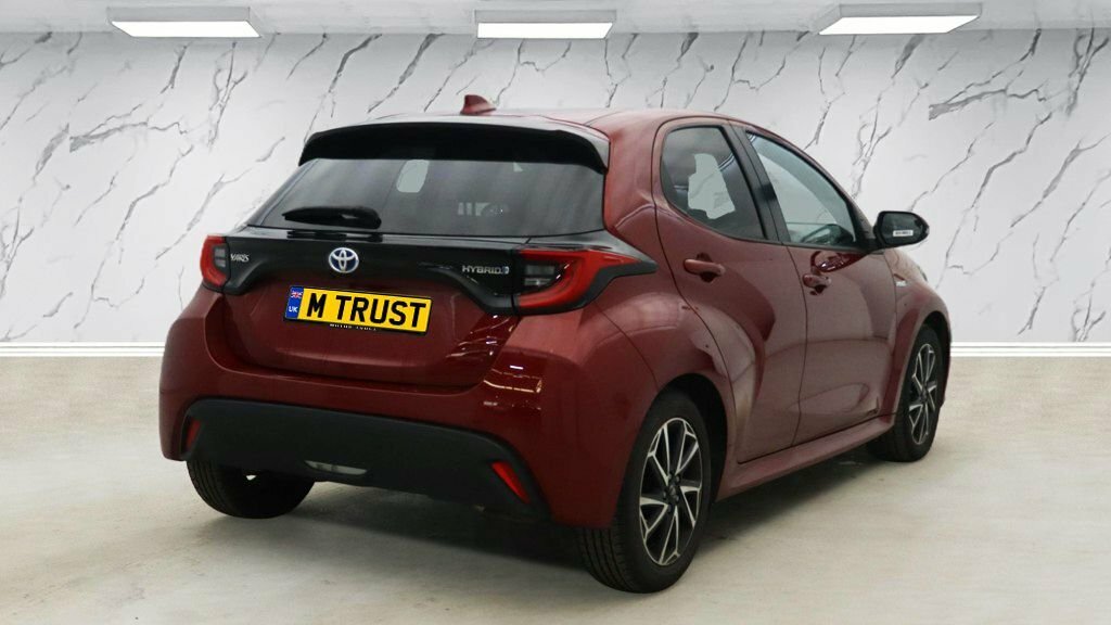 Toyota Yaris 1.5L Design MA71FHH Red #4