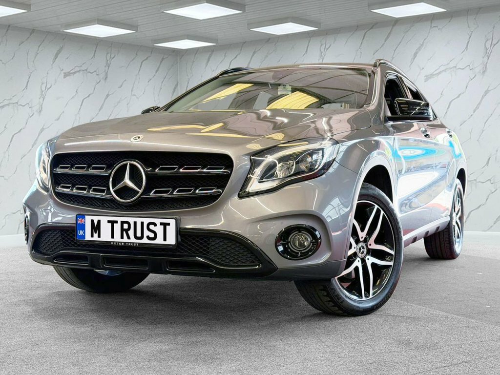Mercedes-Benz GLA Class 1.6L Urban Edition CSZ9415 Grey #4