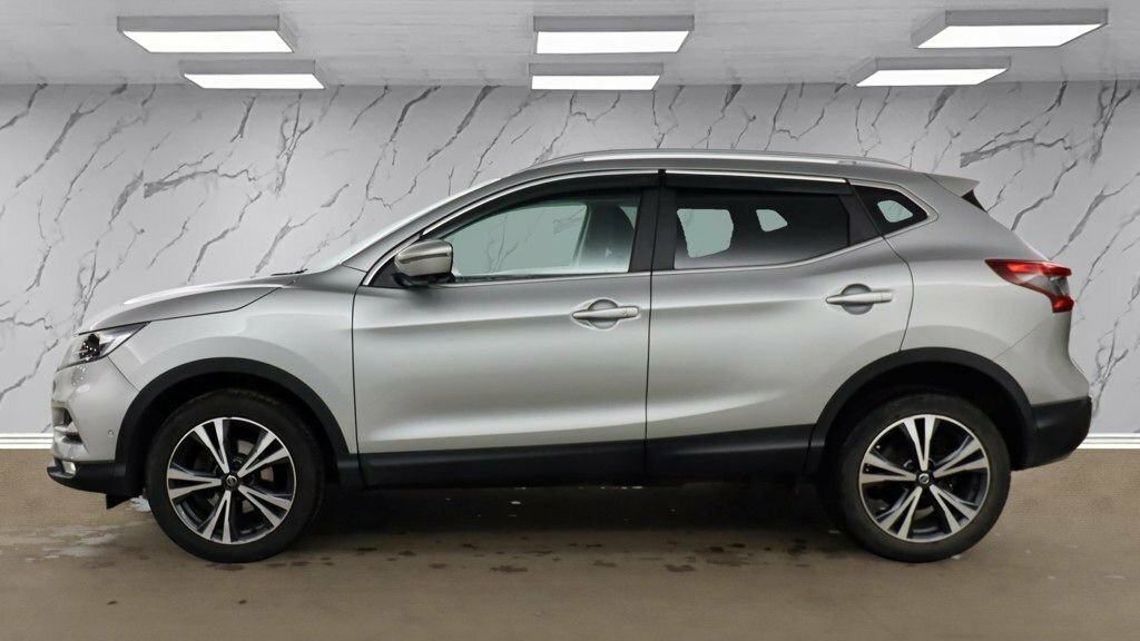 Nissan Qashqai 1.5L N-connecta Silver #6