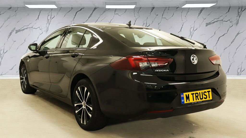Vauxhall Insignia 1.5L Se Edition Black #3