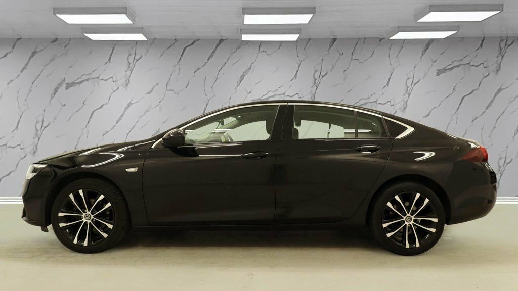 Vauxhall Insignia 1.5L Se Edition Black #6