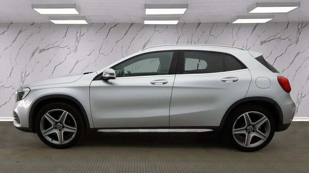 Mercedes-Benz GLA Class 1.6L Amg Line Silver #6