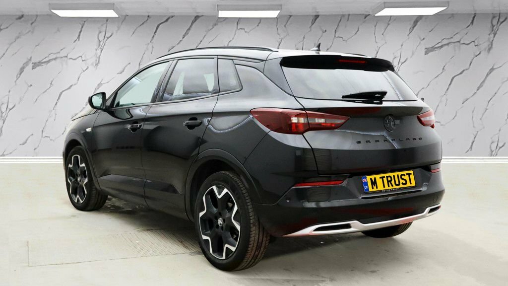Vauxhall Grandland 1.2L Ultimate DL24TZM Black #3