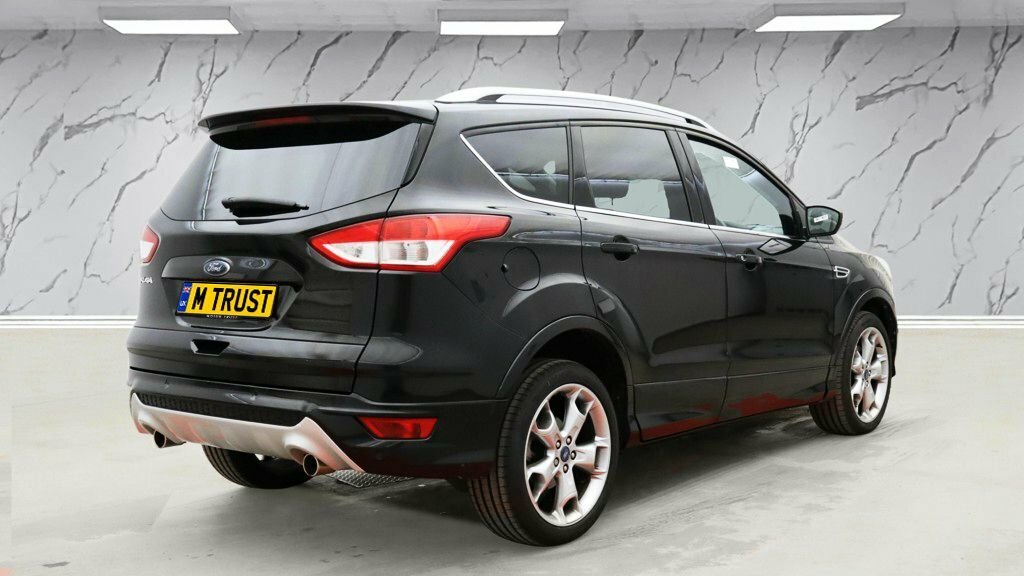 Ford Kuga 2L Titanium Sport Black #4