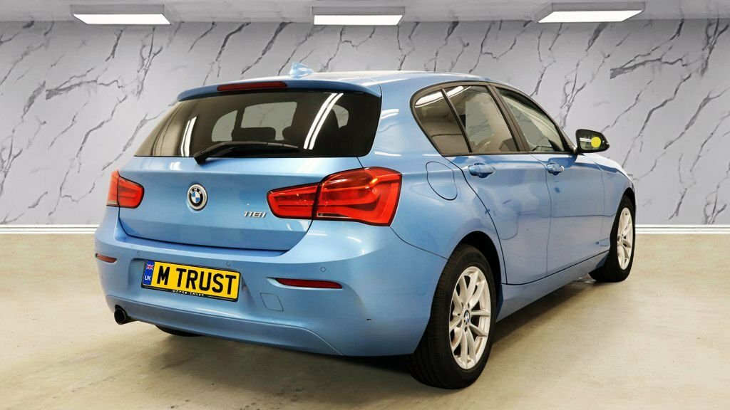 BMW 1 Series 1.5L Se Blue #4