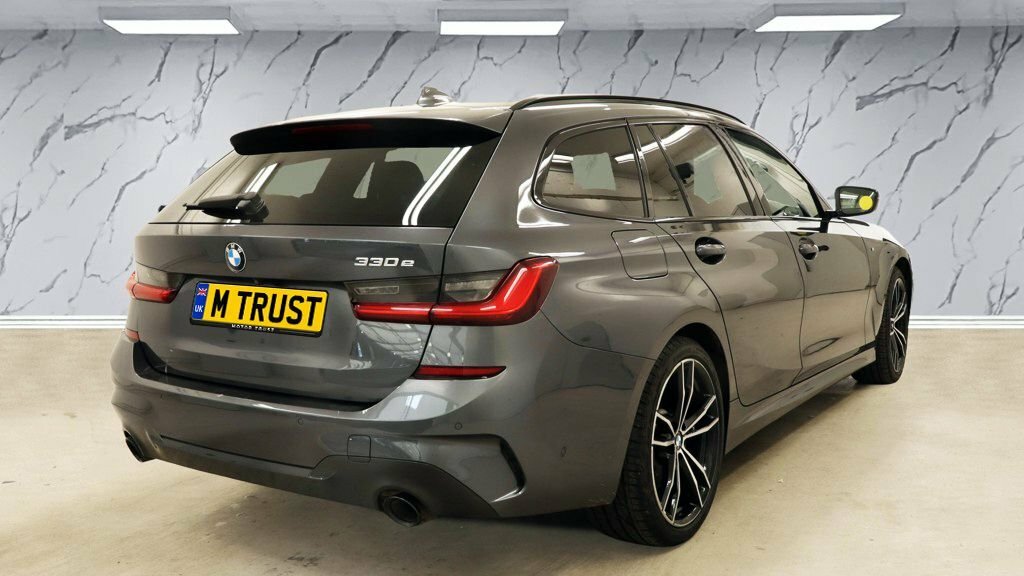 BMW 3 Series 2L M Sport FH21LLJ Grey #4