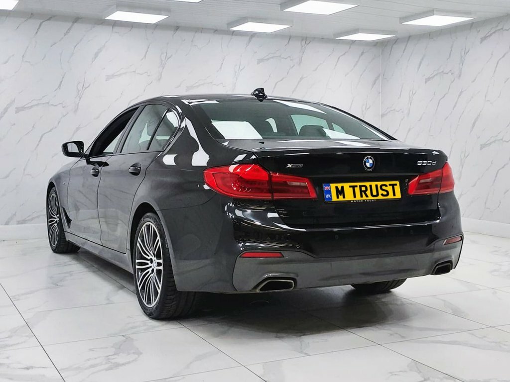 BMW 5 Series 3L M Sport DG20YSH Black #6