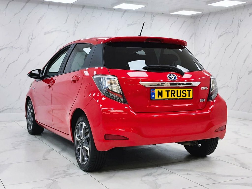 Toyota Yaris 1.5L Trend BV14AHO Red #6