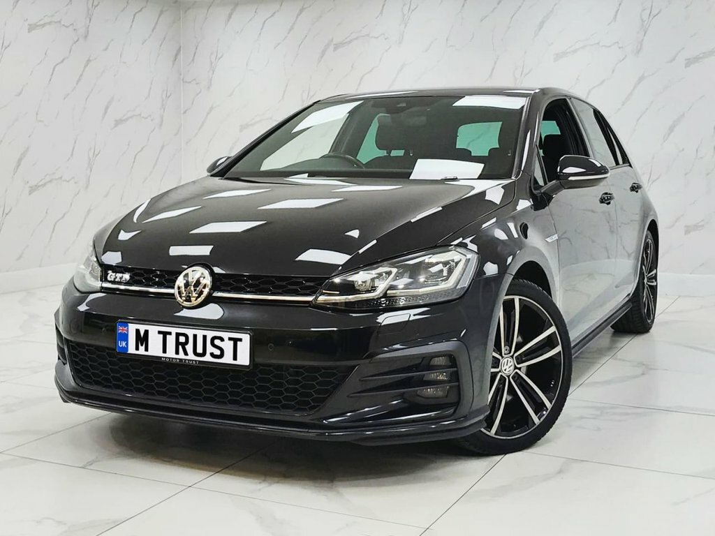 Volkswagen Golf 2L Gtd VF19HXU Black