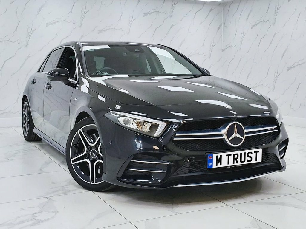 Mercedes-Benz A Class 2L Amg Black #4