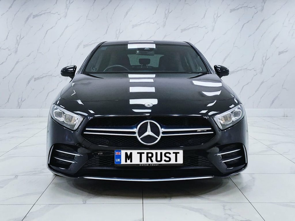 Mercedes-Benz A Class 2L Amg Black #3