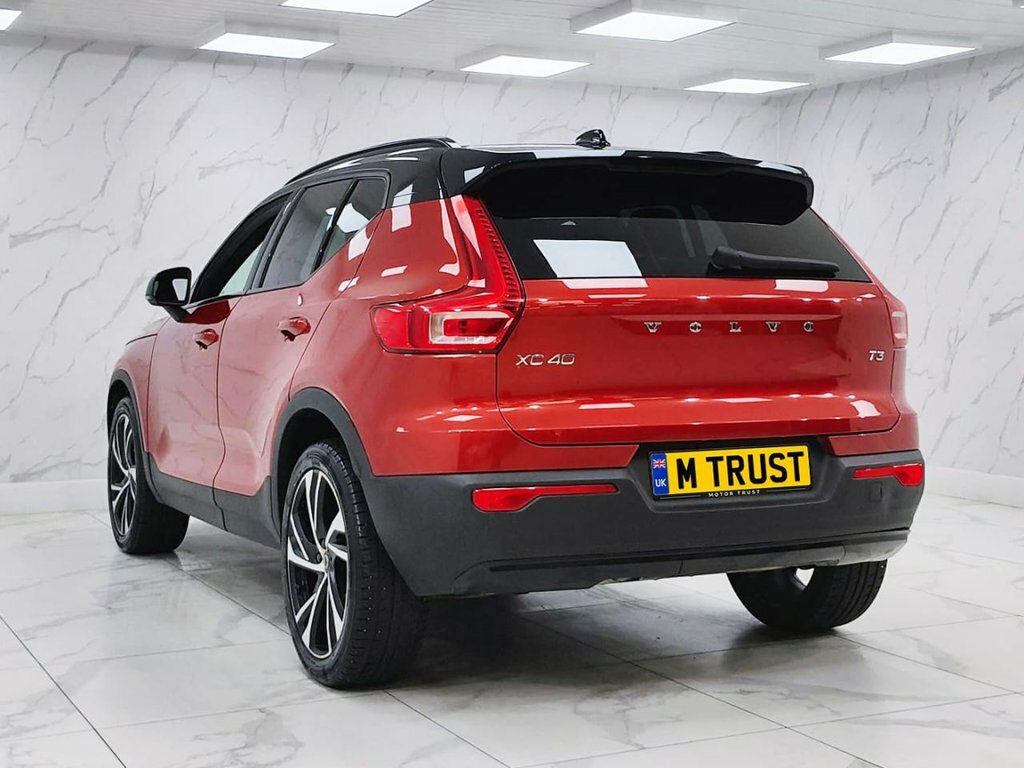 Volvo XC40 1.5L R-design Pro KX21LJJ Red #6