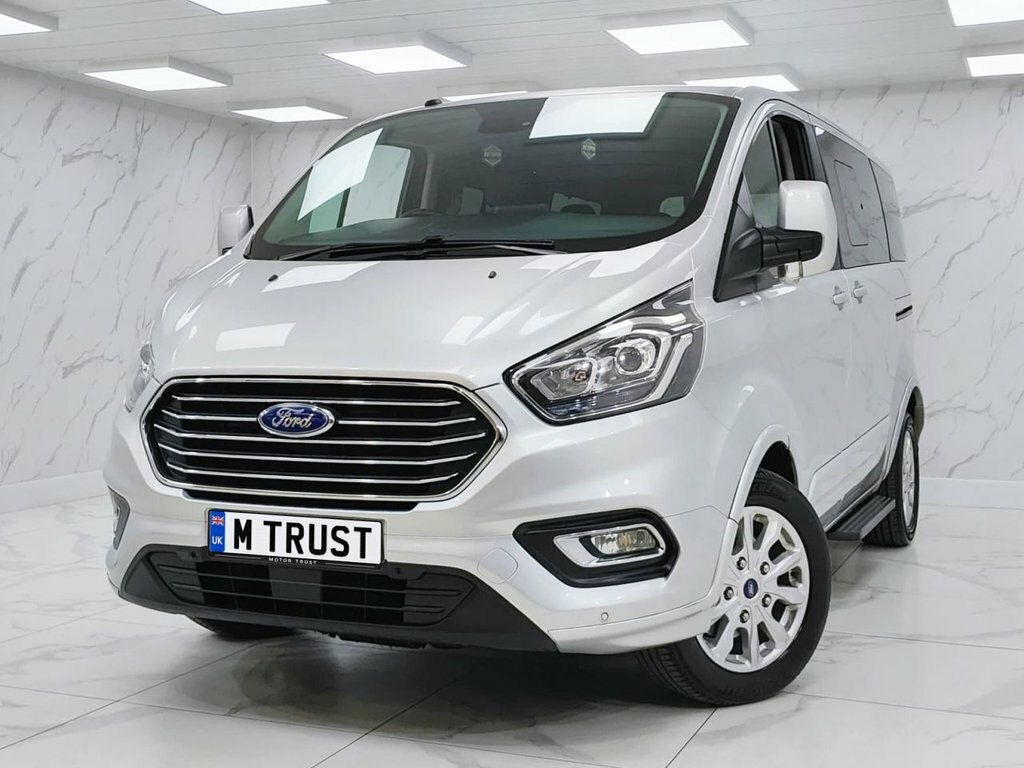 Ford Tourneo Custom Mpv Silver #2
