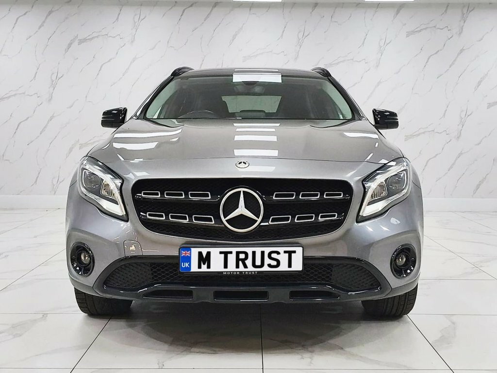 Mercedes-Benz GLA Class 1.6L Urban Edition NL69AGX Grey #3