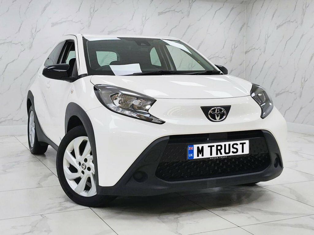 Toyota Aygo X 1L Pure NL23PXP White #4