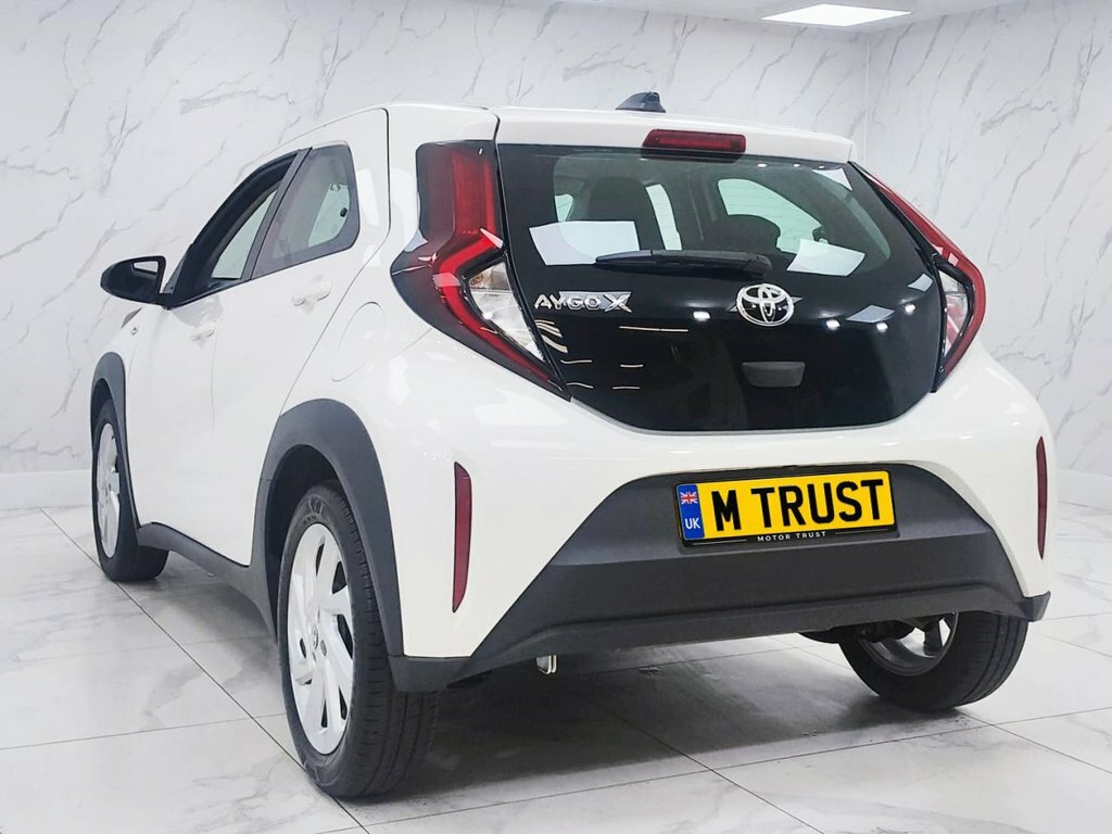 Toyota Aygo X 1L Pure NL23PXP White #6