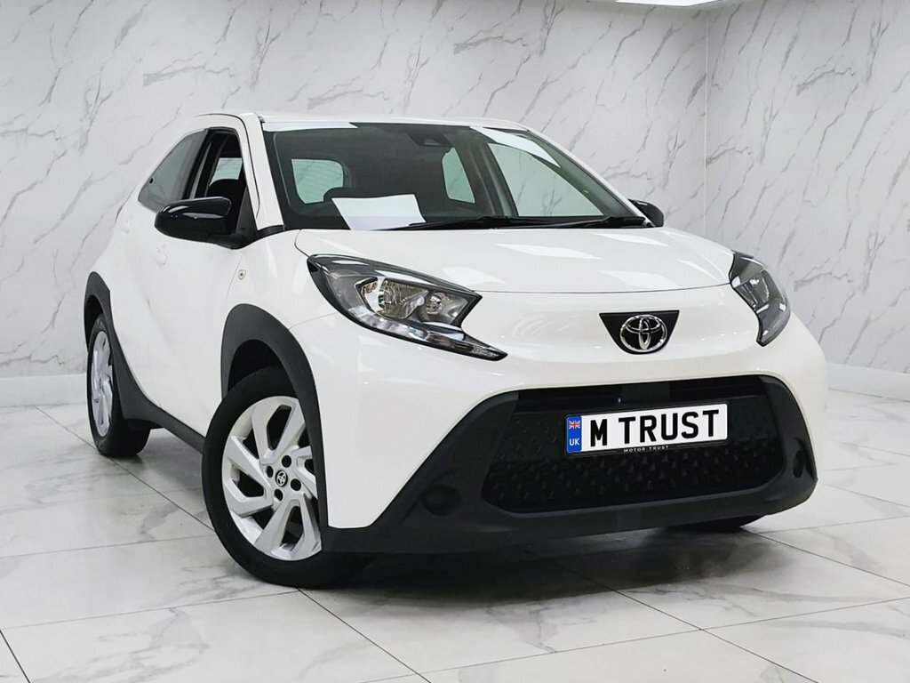 Toyota Aygo X 1L Pure NL23PXP White #5