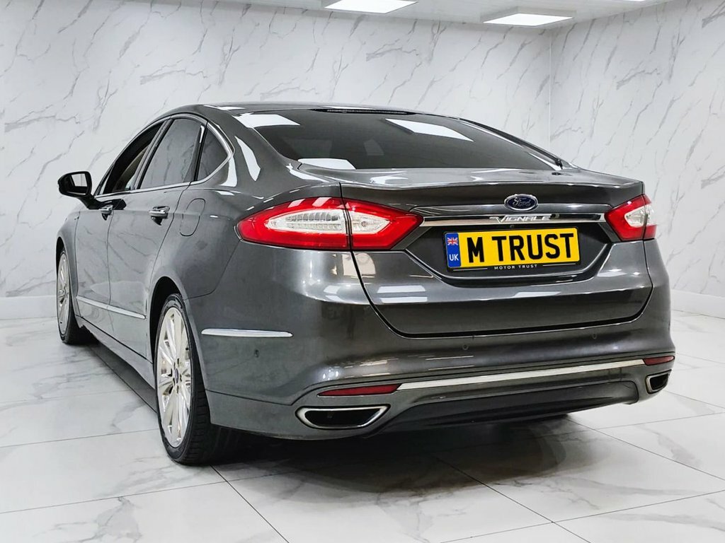 Ford Mondeo 2L Vignale Grey #6