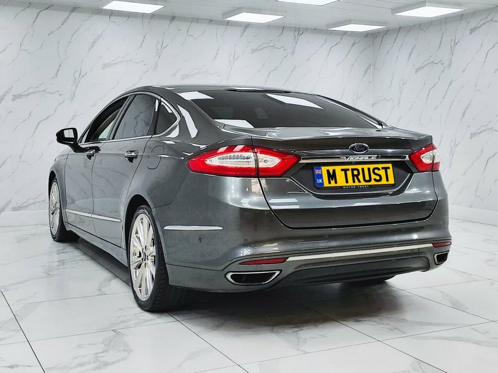 Ford Mondeo 2L Vignale Grey #5
