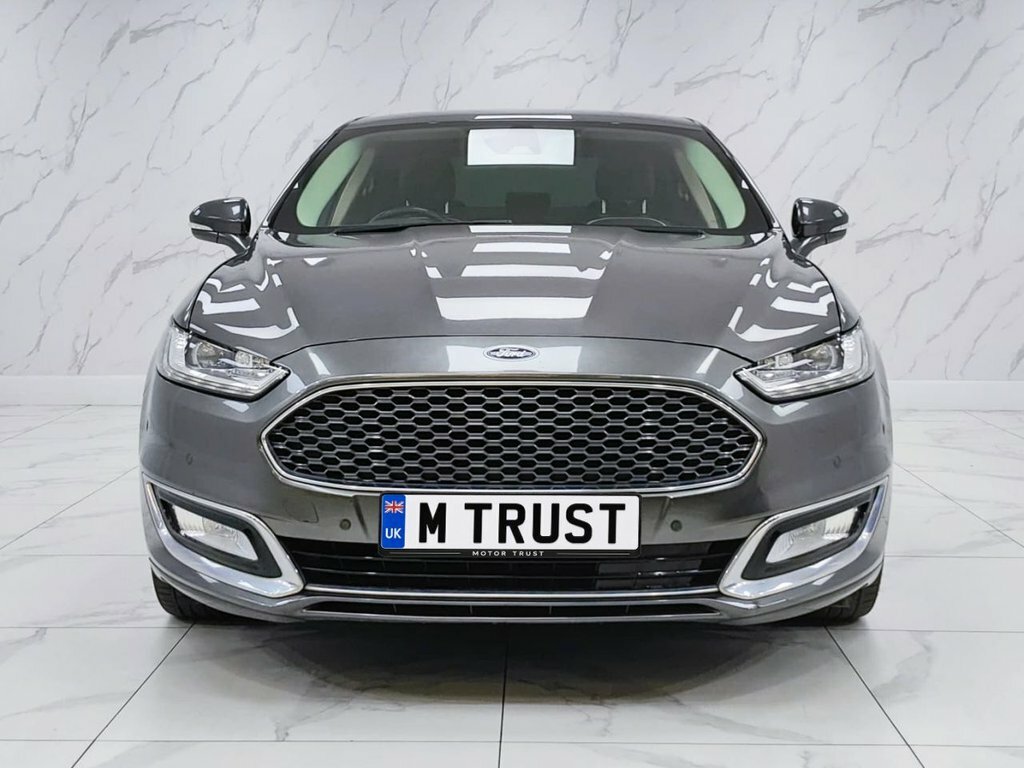 Ford Mondeo 2L Vignale Grey #2