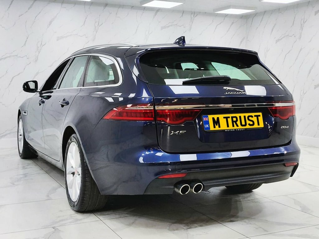 Jaguar XF 2L Portfolio HY18LHO Blue #6