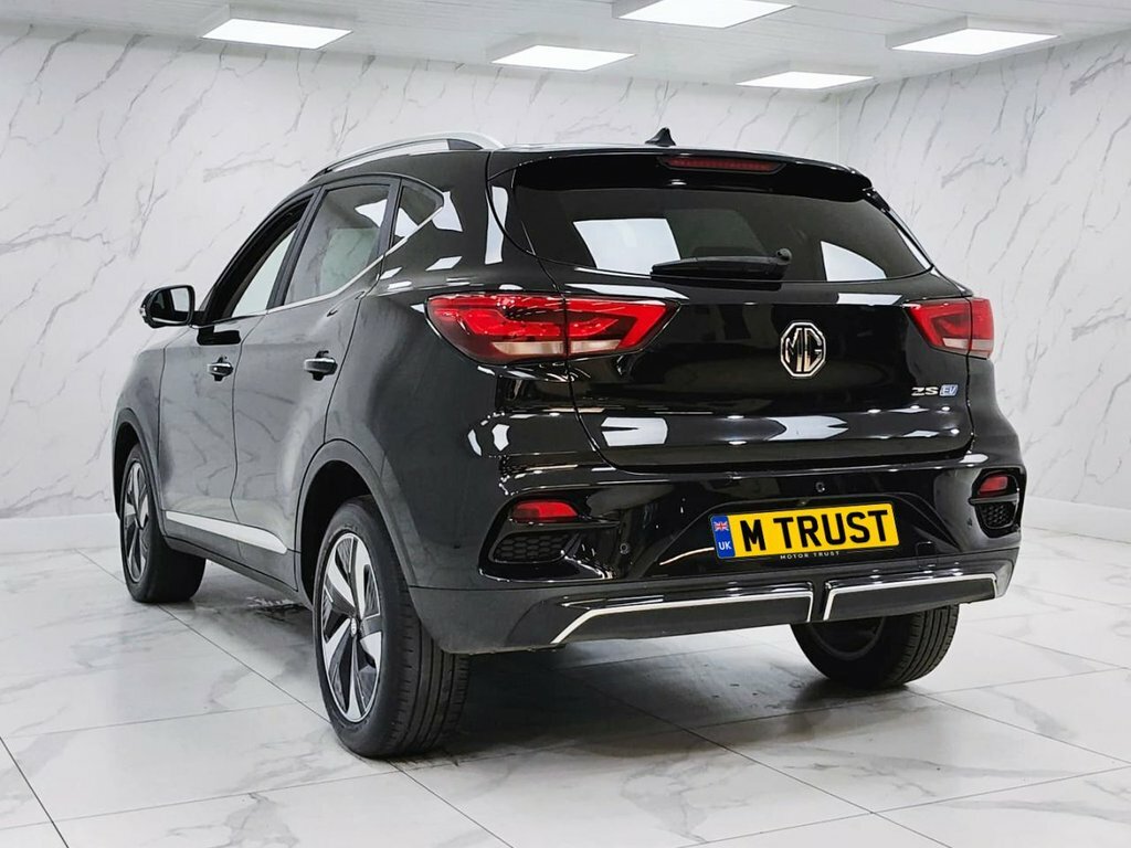 MG ZS Suv MJ73AOR Black #6