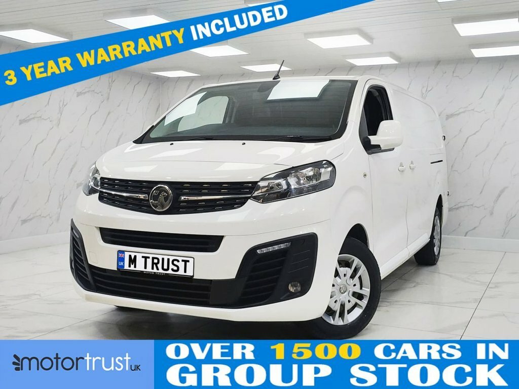 Vauxhall Vivaro 1.5L Sportive White