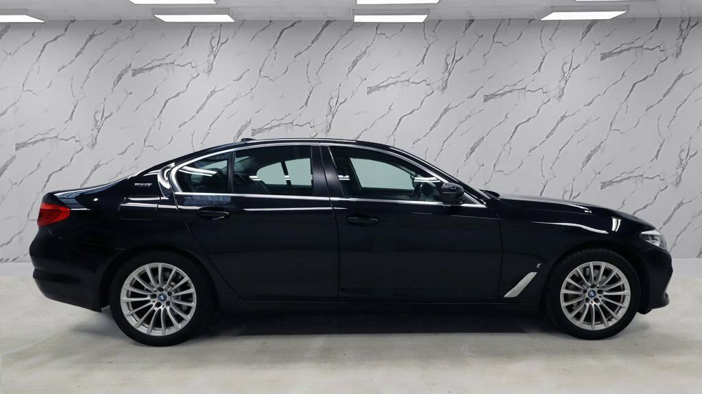 BMW 5 Series 2L Se AE68OBP Black #3