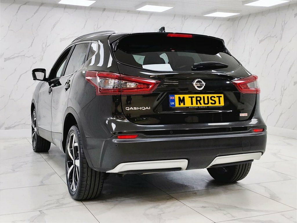 Nissan Qashqai 1.3L Tekna EY70DFN Black #6
