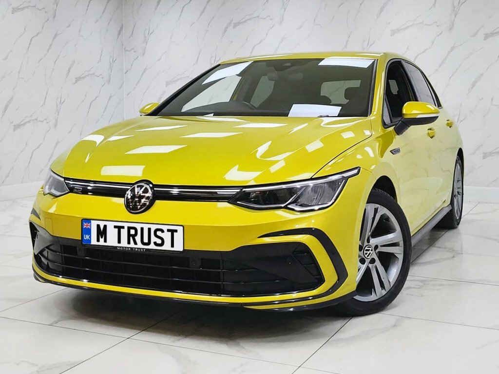 Volkswagen Golf 1.5L R-line DE22NGV Yellow #2