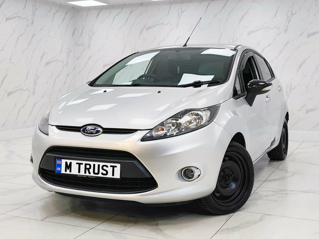 Ford Fiesta 1.3L Edge PN12RMU Silver #2