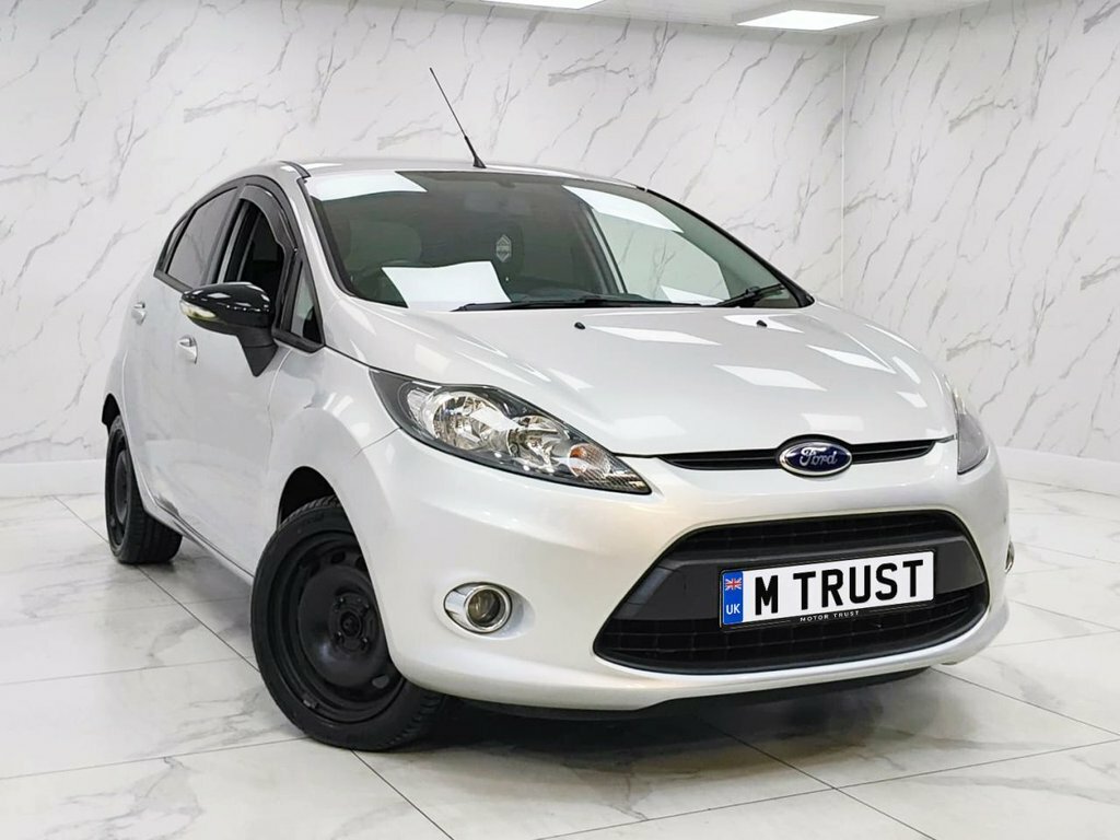 Ford Fiesta 1.3L Edge PN12RMU Silver #4