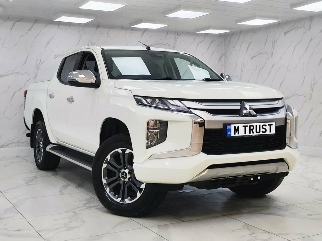 Mitsubishi L200 2.2L Dc Barbarian CU21RNZ White #4