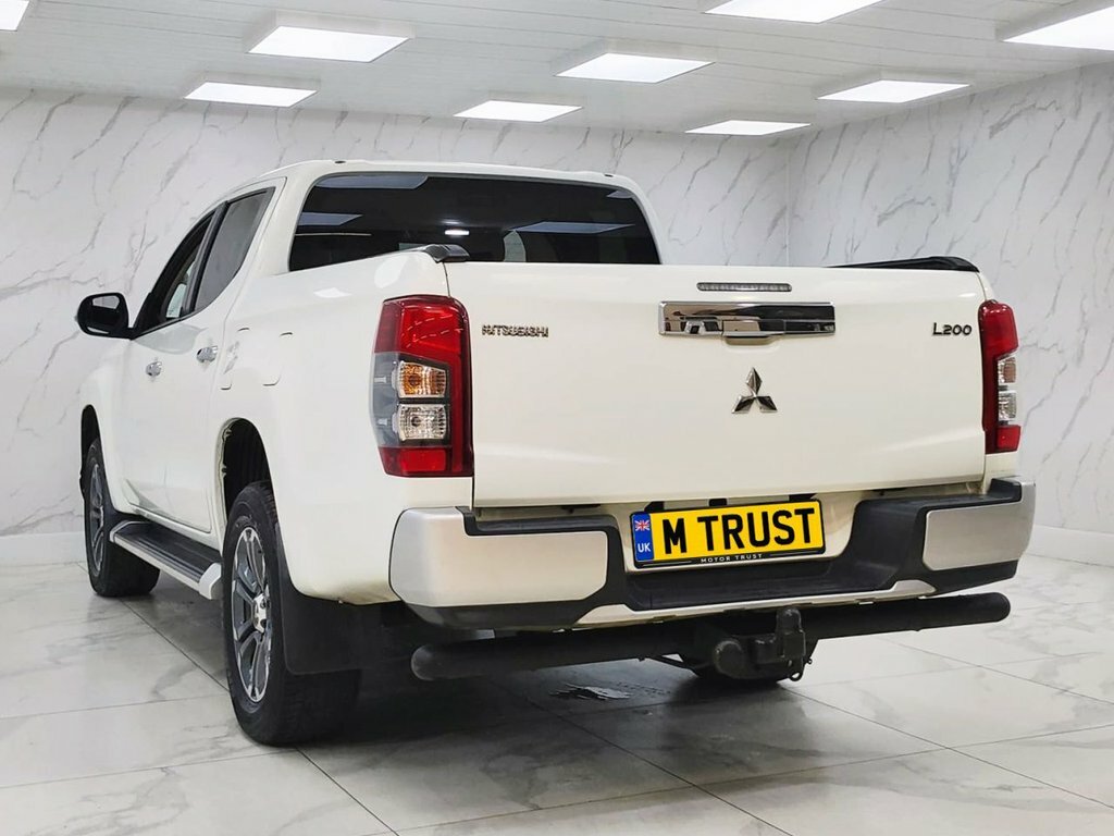 Mitsubishi L200 2.2L Dc Barbarian CU21RNZ White #5