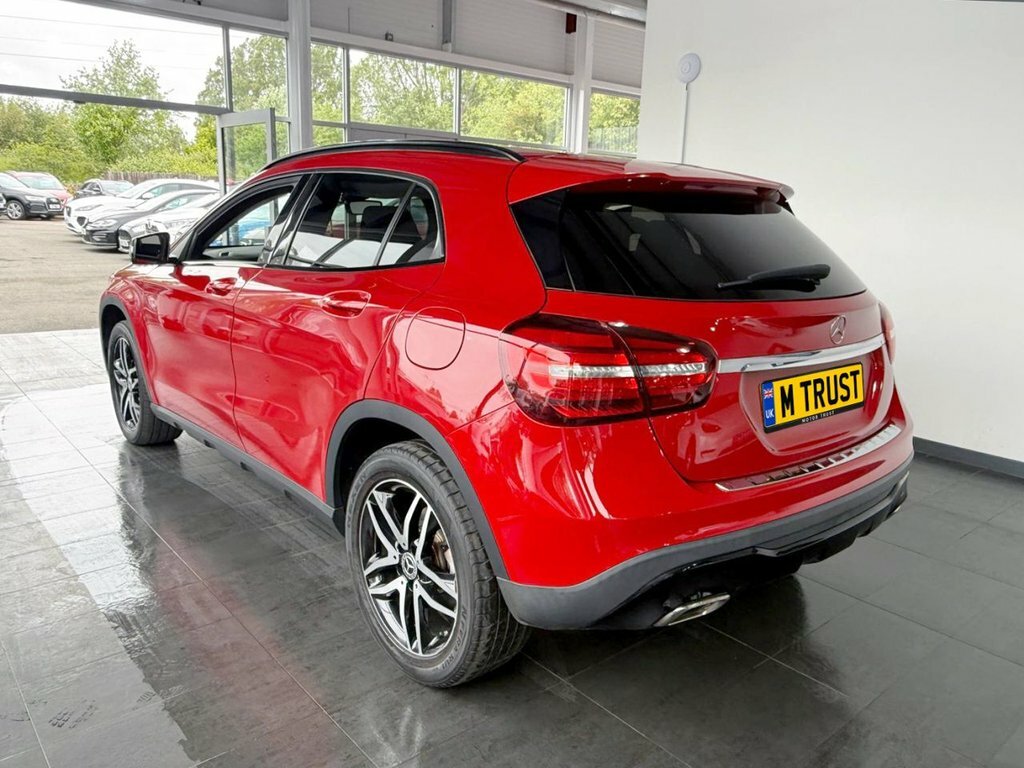 Mercedes-Benz GLA Class 1.6L Urban Edition OE69VYW Red #5