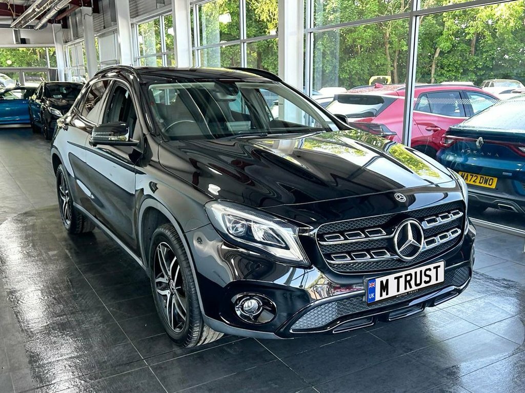 Mercedes-Benz GLA Class 1.6L Urban Edition NH19OVA Black #2