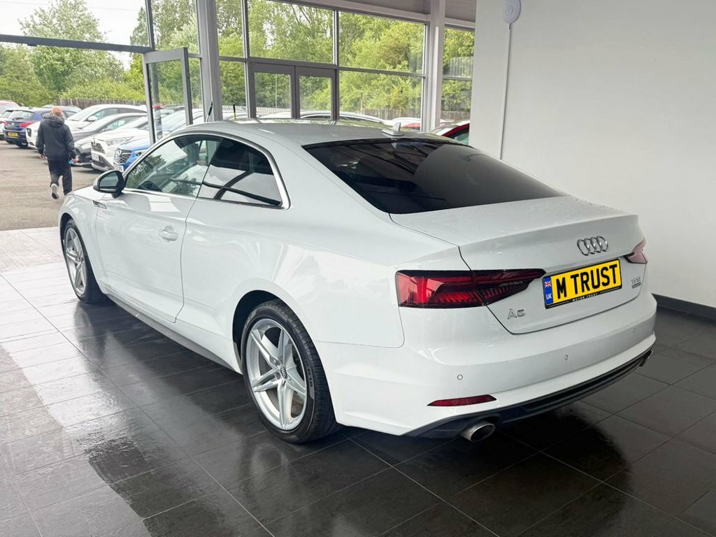 Audi A5 2L S Line SW68AKZ White #5