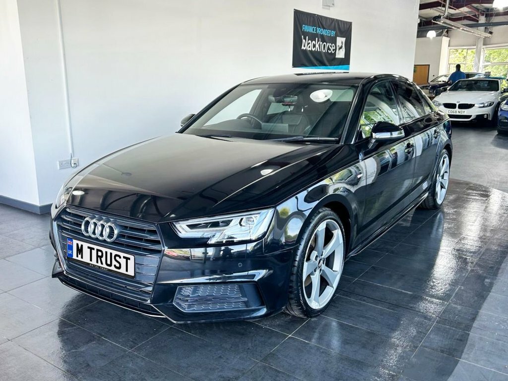 Audi A4 2L Black Edition Black #4