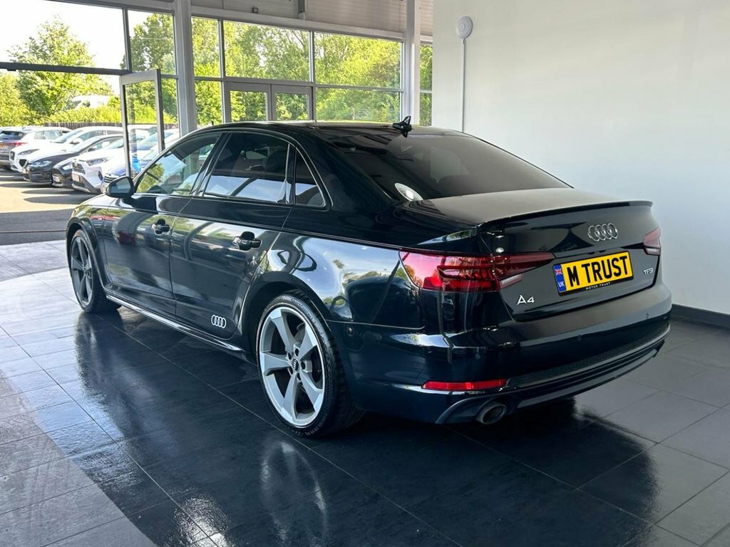 Audi A4 2L Black Edition Black #6