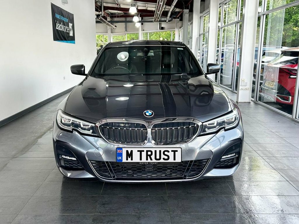 BMW 3 Series 2L M Sport VF69HHY Grey #4